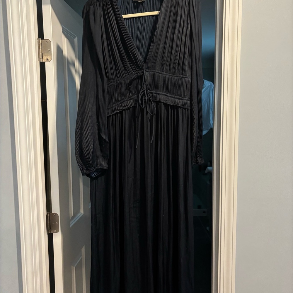 Current Air Navy Long Sleeve Dress